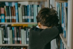 Child Anxiety in Dubai: 10 Warning Signs Every Parent Should Know